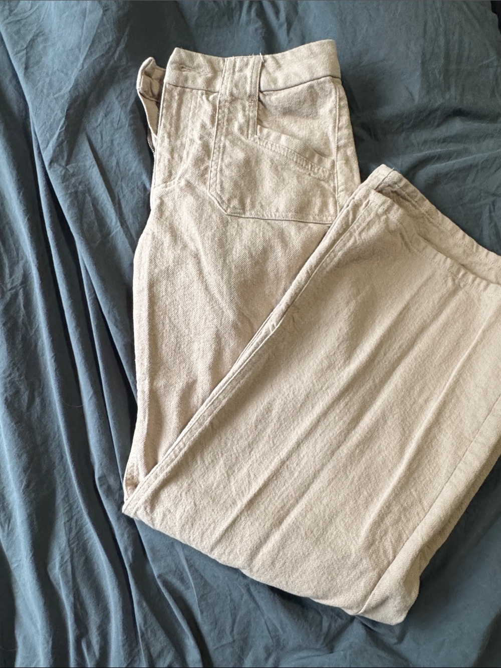 H&M Women's Light Beige Cropped Utility Pants